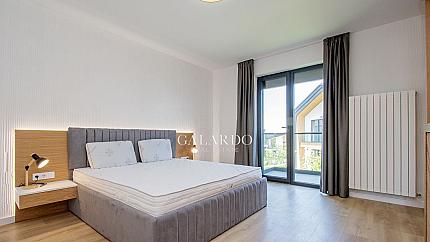 Прекрасна чисто нова къща в престижен комплекс в Симеоново