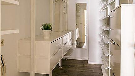 Луксозен четиристаен апартамент под наем в кв. Симеоново