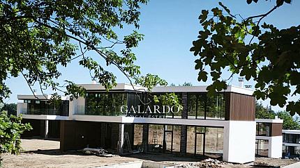 Family house with pool in a paradise complex of houses in the area of Kambanite