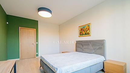 Елегантен апартамент с две спални под наем в кв. Изгрев