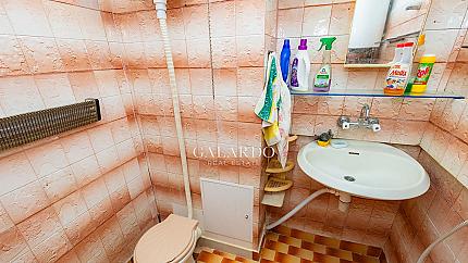 Двустаен апартамент до Събота Пазара