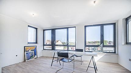 Многостаен апартамент с уникални гледки на ул. "Цар Асен II"