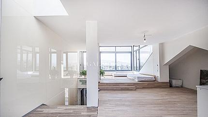 Многостаен апартамент с уникални гледки на ул. "Цар Асен II"