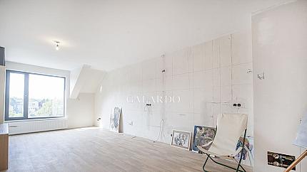 Многостаен апартамент с уникални гледки на ул. "Цар Асен II"