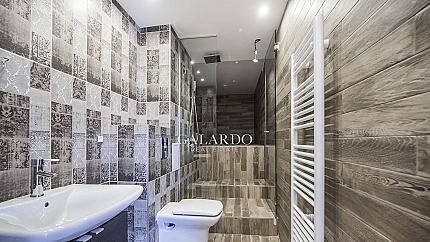 Многостаен апартамент с уникални гледки на ул. "Цар Асен II"