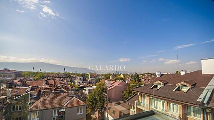 Многостаен апартамент с уникални гледки на ул. "Цар Асен II"