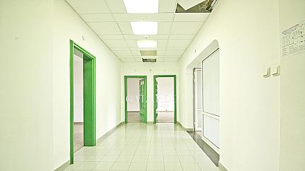 Уникална самостоятелна офис сграда в административния център на София