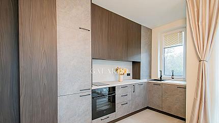 Stylishly furnished new two-bedroom apartment in Krastova Vada district