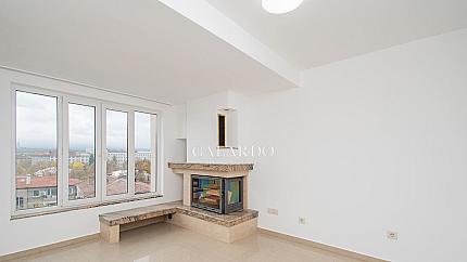 Просторен двустаен апартамент до парк „Заимов“