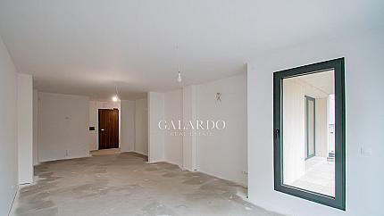 Two-bedroom apartment in a boutique building