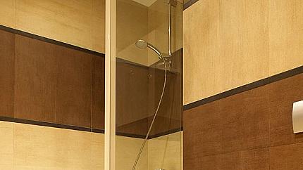 Луксозен напълно обзаведен тристраен апартамент в Лозенец