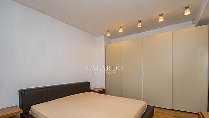 Тристаен апартамент с прекрасни гледки до Докторска градина