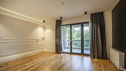 Луксозна къща под наем в затворен комплекс