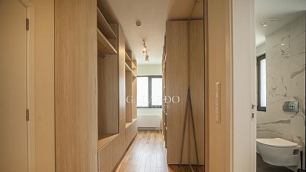 Луксозна къща под наем в затворен комплекс