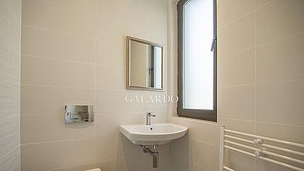 Луксозна къща под наем в затворен комплекс