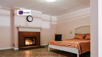 Къща под наем  в затворен комплекс