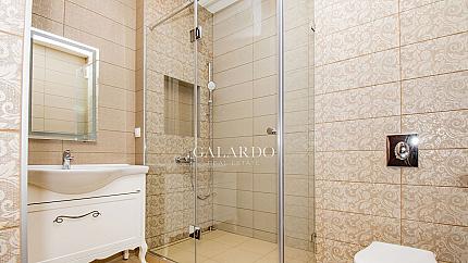 Стил в нов апартамент в затворен комплекс