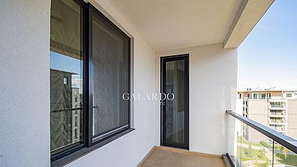 Стил в нов апартамент в затворен комплекс