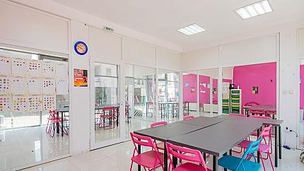 Spacious office for rent in Center