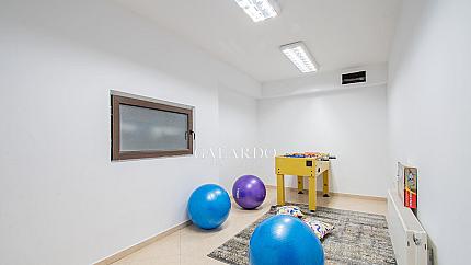 Spacious office for rent in Center