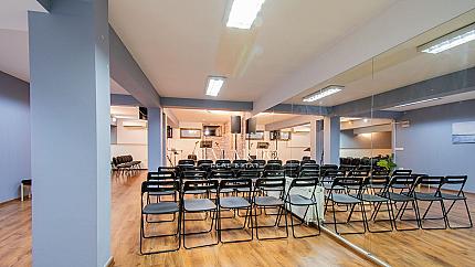 Spacious office for rent in Center