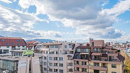 Multi-room apartment for rent in Lozenets