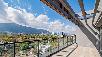 Luxury Penthouse with Breathtaking Views in Hladilnika District