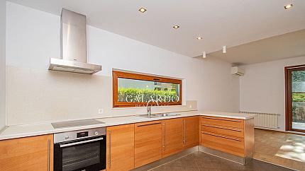 Spacious House in the Neighborhood of Krastova Vada