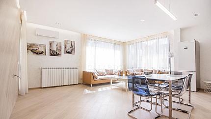 Просторен и стилен апартамент в комплекс "Belle Rose -2"