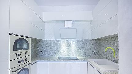 Просторен и стилен апартамент в комплекс "Belle Rose -2"