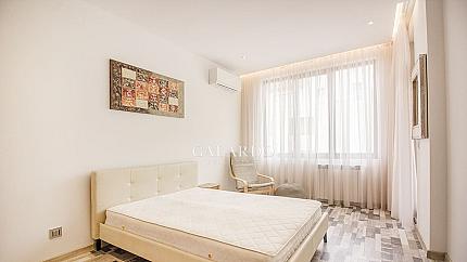 Просторен и стилен апартамент в комплекс "Belle Rose -2"