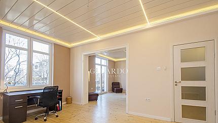 Елегантен офис срещу парка на НДК