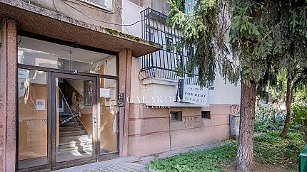 Отдава под наем 2- стаен