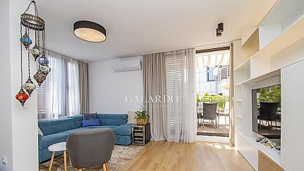 Elegant apartment with a wonderful terrace to Vitosha Mountain in Silver City