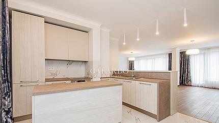 Luxury penthouse with unique panoramic views in a gated complex, Boyana