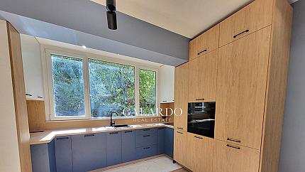 Тристаен апартамент за продажба в  кв.Борово