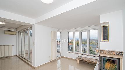 One-Bedroom Apartment near Zaimov Park