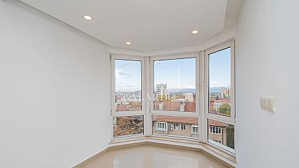 One-Bedroom Apartment near Zaimov Park