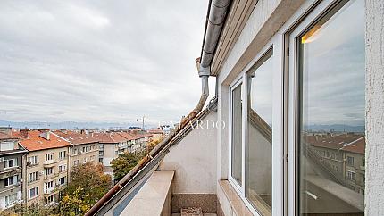 One-Bedroom Apartment near Zaimov Park