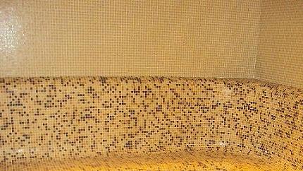 Слънчев апартамент с две спални и гараж в затворен комплекс, кв.Кръстова вада