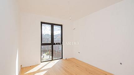 Two-bedroom apartment in a gated complex in Krasno Selo