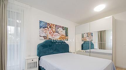 Luxuriously furnished three-room apartment for rent in Dianabad