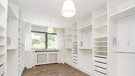 Modern, luxury house with 4 bedrooms in Dragalevtsi