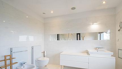 Modern, luxury house with 4 bedrooms in Dragalevtsi