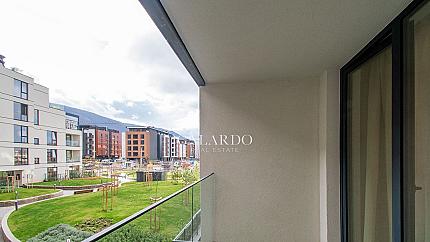 Чисто нов апартамент с 2 спални под наем в South End комплекс