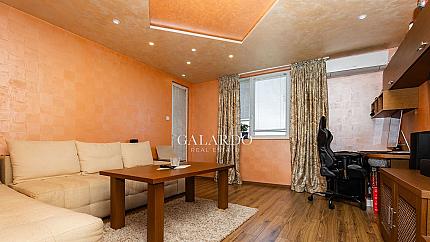 Cozy one bedroom renovated apartment