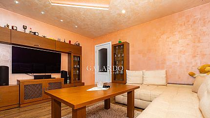 Cozy one bedroom renovated apartment