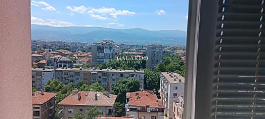 Cozy one bedroom renovated apartment