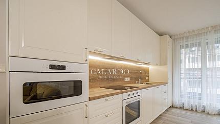 Luxuriously furnished three-room apartment for rent in Dianabad