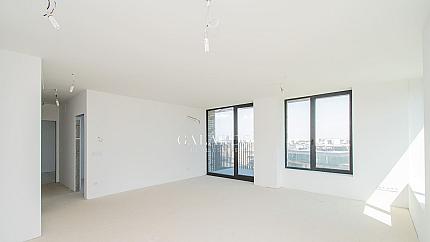 Modern three-room apartment in Kosher building